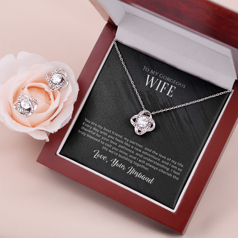 Soulmate's Promise - Love Knot Necklace & Earring Set